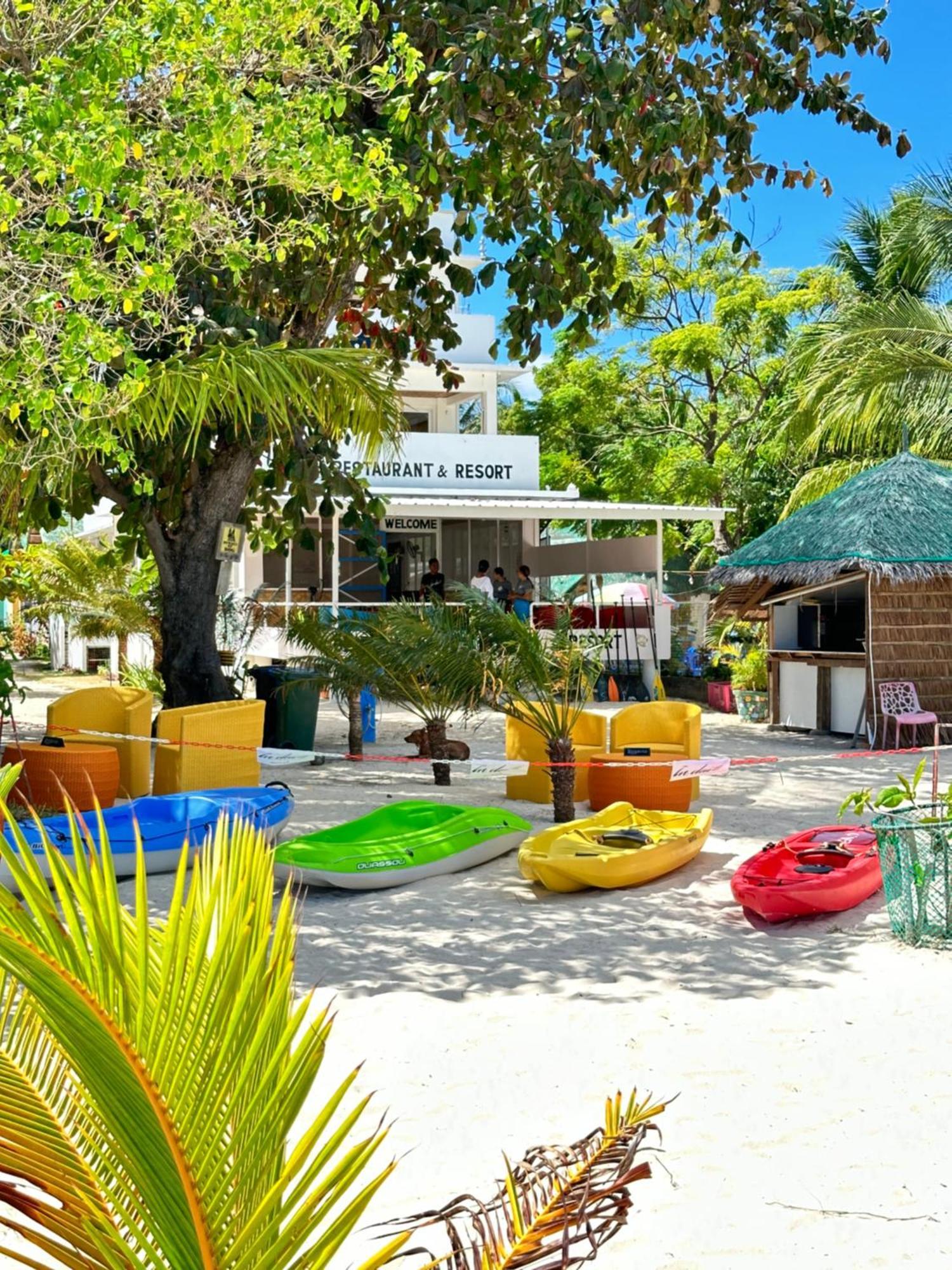 In Dai Aquasports And Beach Resort Santa Fe  Bagian luar foto