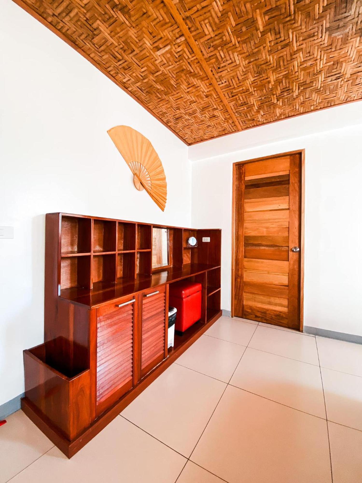 In Dai Aquasports And Beach Resort Santa Fe  Bagian luar foto